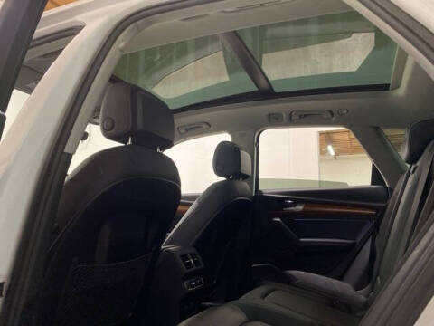 2023 Audi Q5 quattro Premium Plus 40 TFSI