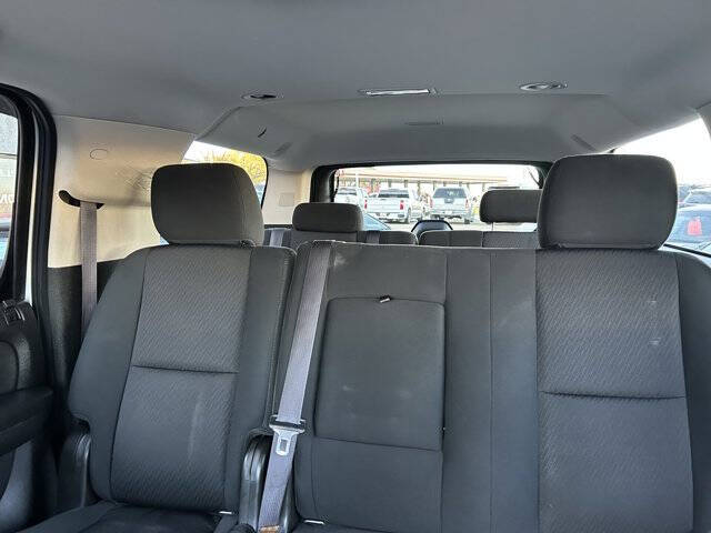 2012 Chevrolet Suburban LS 2500