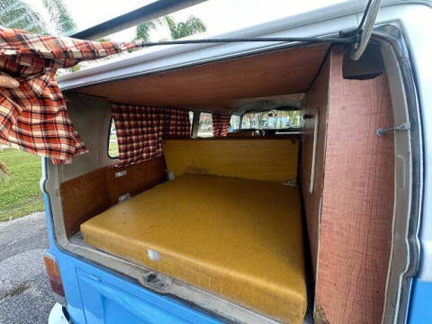 1973 Volkswagen Bus