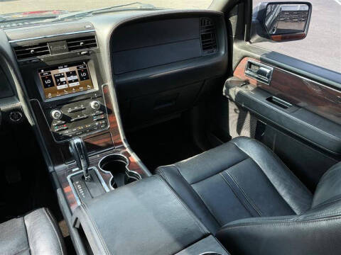 2017 Lincoln Navigator L Reserve