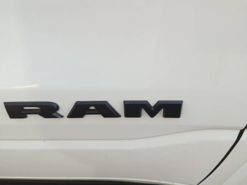 2022 RAM Ram 1500 Pickup Laramie photo 16