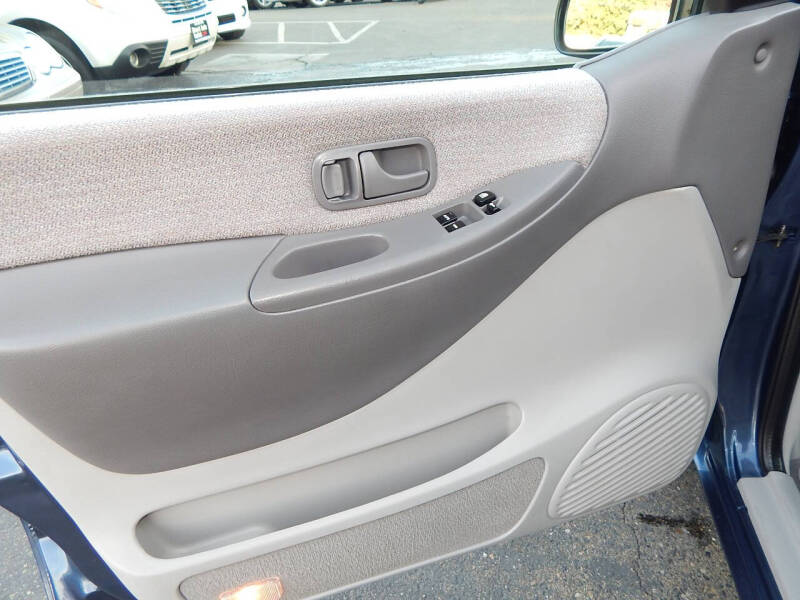 1997 Nissan Quest XE