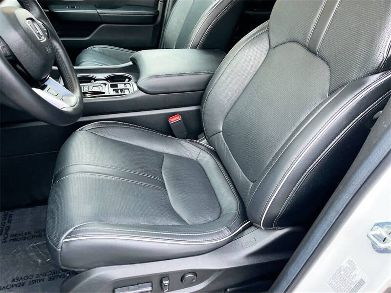 2025 Honda Pilot Elite