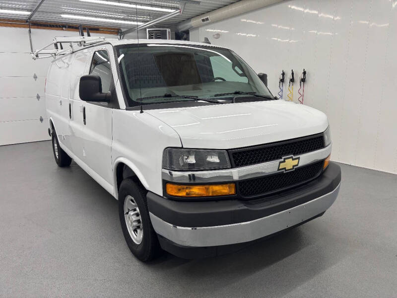 2023 Chevrolet Express 3500