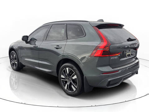 2026 Volvo XC60 T8 Core