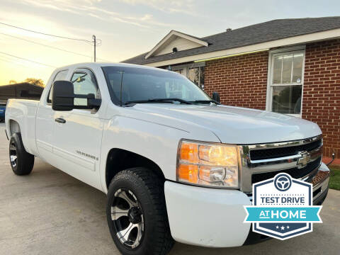 2009 Chevrolet Silverado 1500 for sale at Shoals Dealer LLC in Florence AL