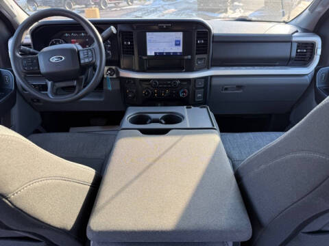 2025 Ford F-350 Super Duty XLT