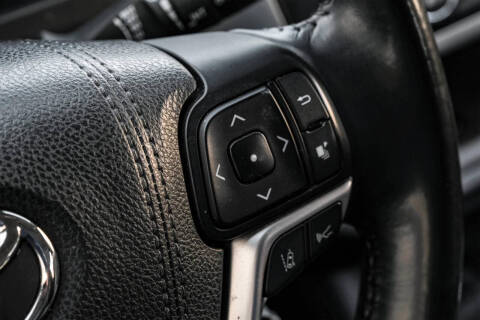 2017 Toyota Highlander LE Plus