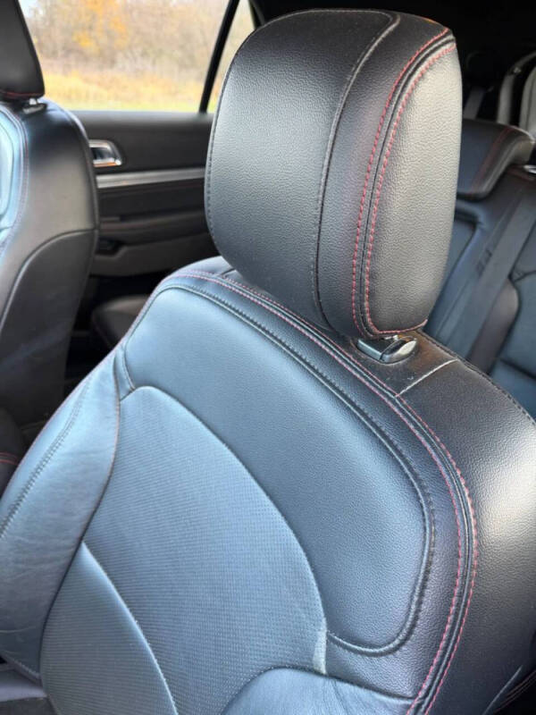 2019 Ford Explorer Sport