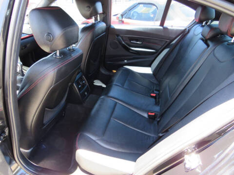 2012 BMW 3 Series 328i