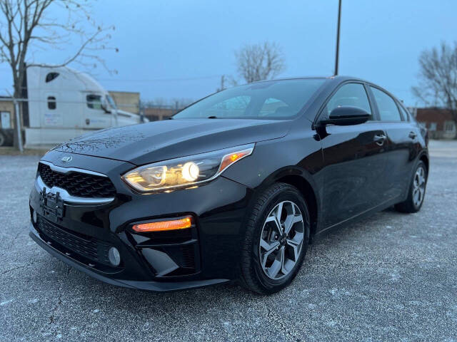 2019 Kia Forte for sale at Ideal Cars LLC in Skokie, IL