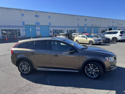 2016 Volvo V60 Cross Country T5