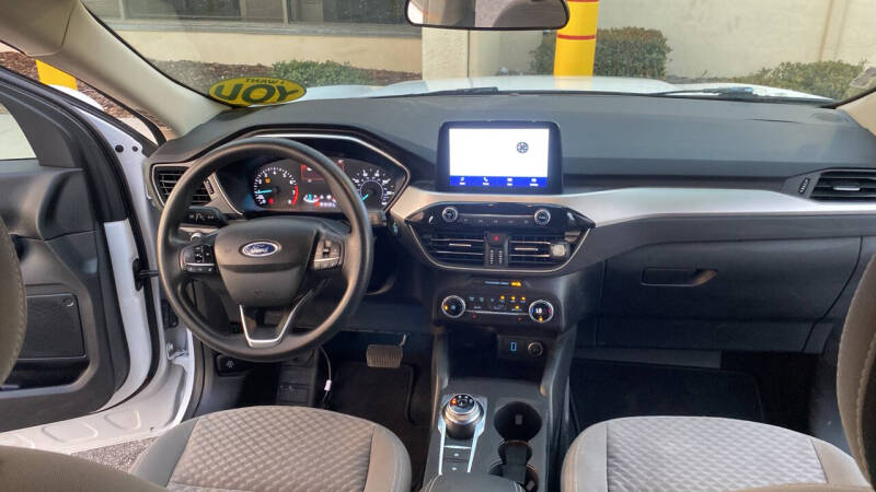 2020 Ford Escape SE