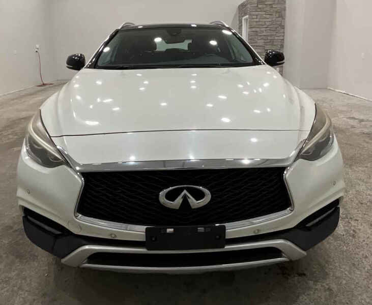 2018 Infiniti QX30 Premium