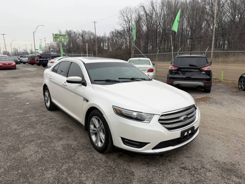 2016 Ford Taurus SEL FWD's photo