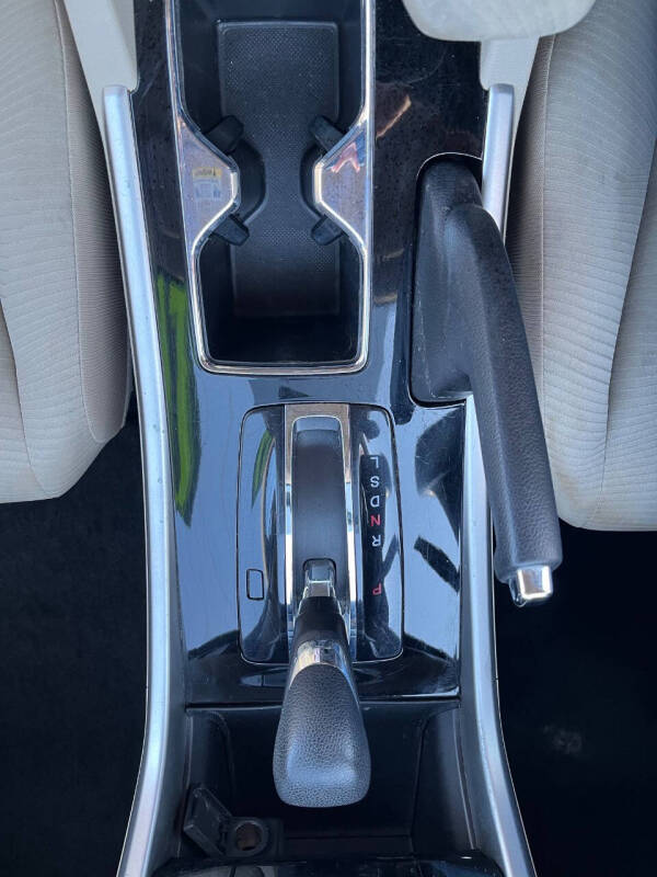 2017 Honda Accord LX