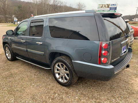2008 GMC Yukon XL for sale at Court House Cars, LLC in Chillicothe OH