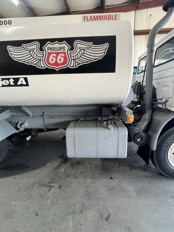 1984 Mack MS250P