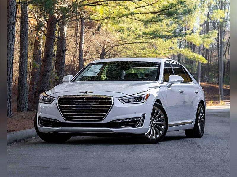 2017 Genesis G90
