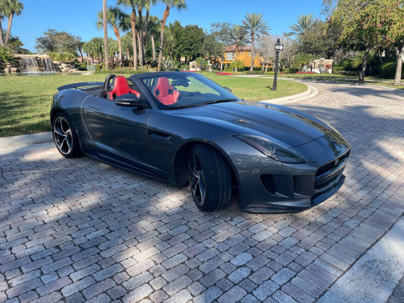 2016 Jaguar F-TYPE R