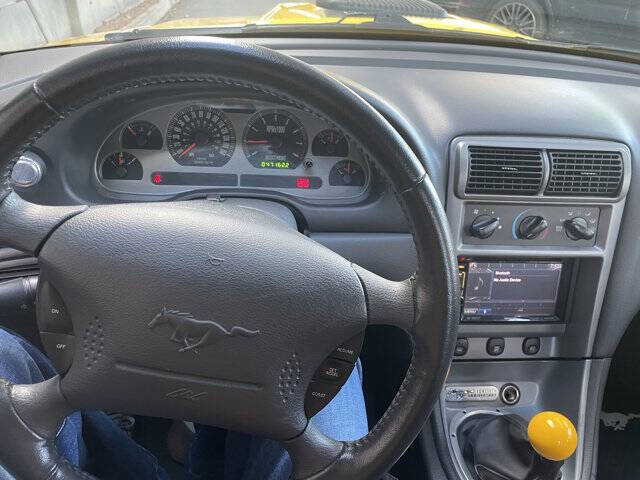 2004 Ford Mustang Mach 1 Premium