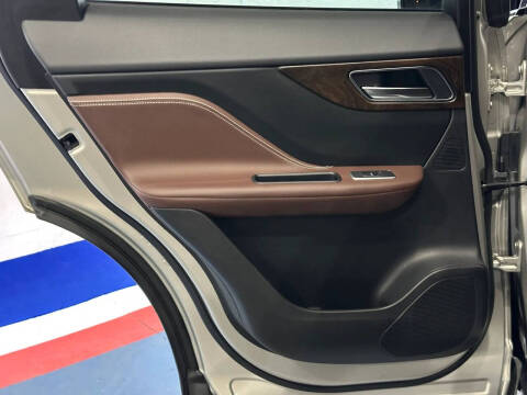 2017 Jaguar F-PACE S