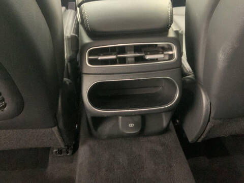 2025 Genesis GV70 2.5T Standard