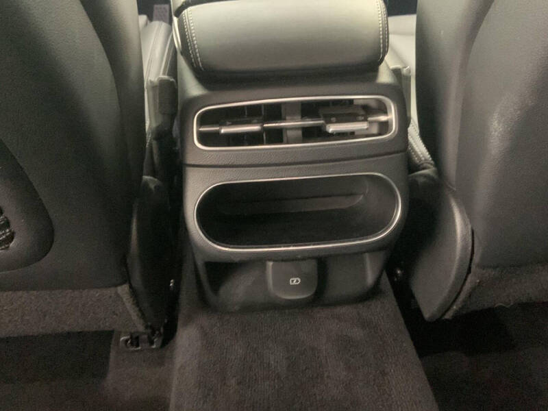 2025 Genesis GV70 2.5T Standard