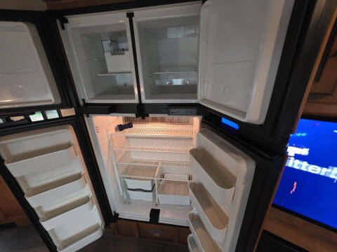 2016 Winnebago SUNSTAR LX