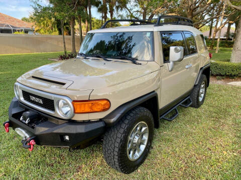 2013 Toyota FJ Cruiser for sale at DENMARK AUTO BROKERS in Riviera Beach FL