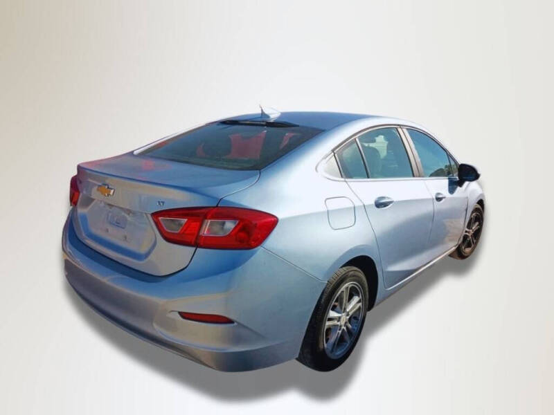 2017 Chevrolet Cruze LT Auto