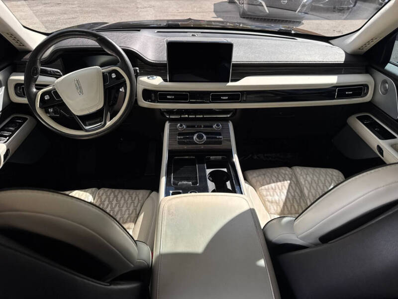 2020 Lincoln Aviator Black Label