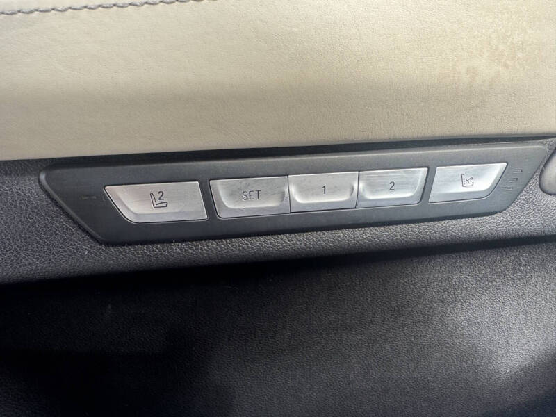 2017 BMW 7 Series 750i