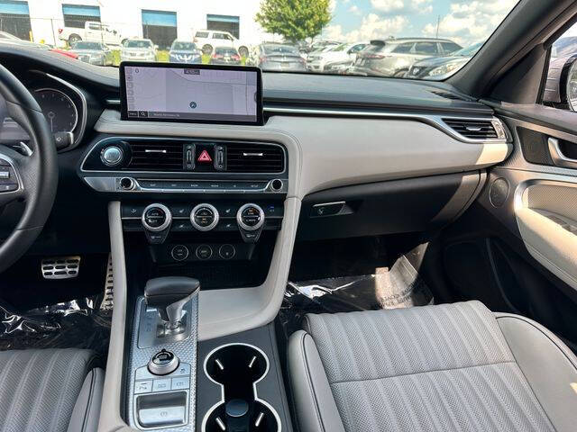 2023 Genesis G70