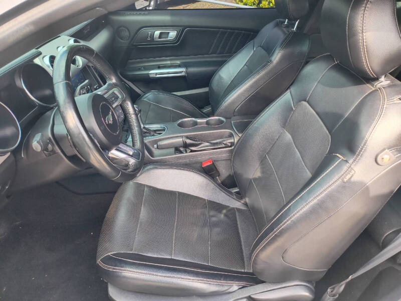 2020 Ford Mustang EcoBoost Premium