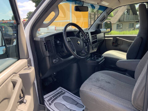 2020 Chevrolet Express 2500