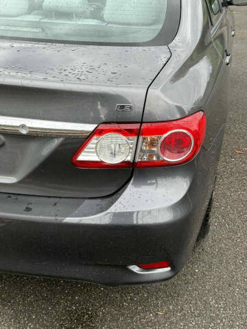 2011 Toyota Corolla LE