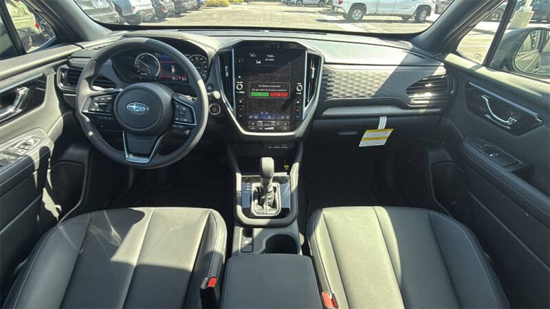 2025 Subaru Forester Limited Hybrid