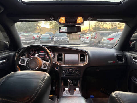 2013 Dodge Charger SRT8