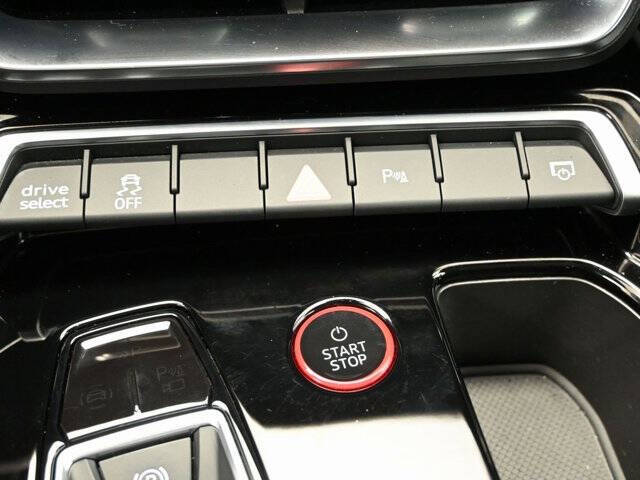 2022 Audi e-tron GT quattro Premium Plus