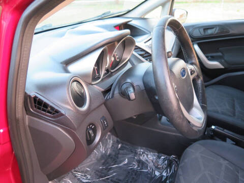 2013 Ford Fiesta SE