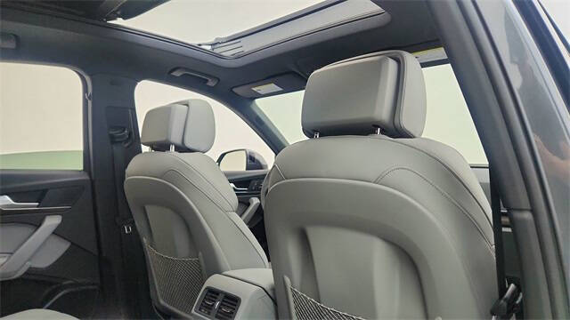 2024 Audi Q5 Sportback quattro S line Prem Plus 45 TFSI