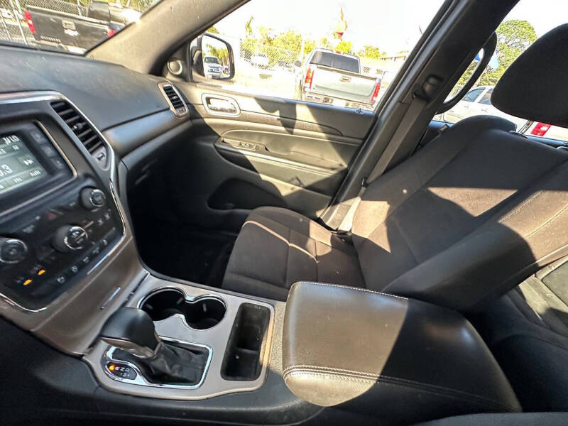 2016 Jeep Grand Cherokee Laredo