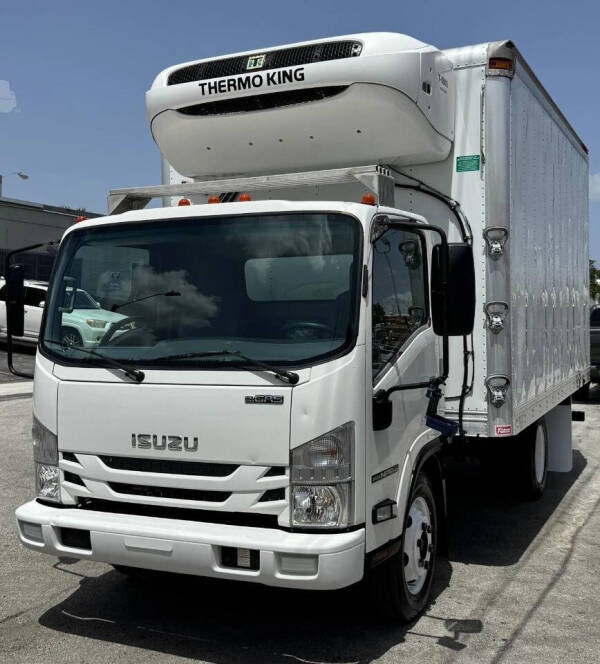 2019 Isuzu NPR-HD