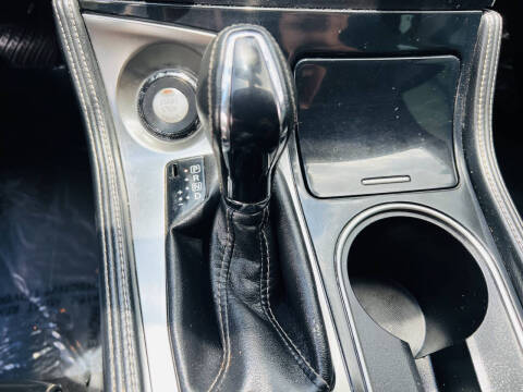 2017 Nissan Maxima Platinum