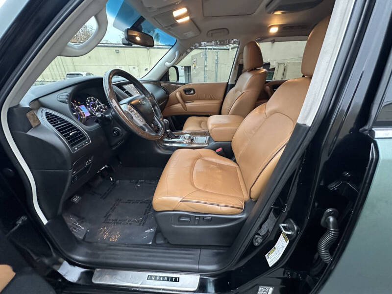2016 Infiniti QX80