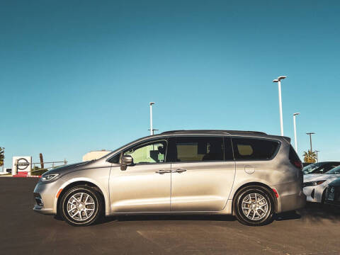 2021 Chrysler Pacifica Touring
