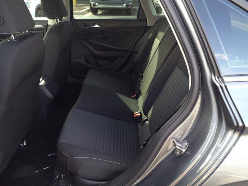 2025 Volkswagen Jetta S