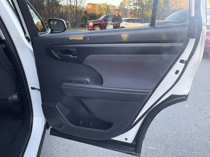 2020 Toyota Highlander L