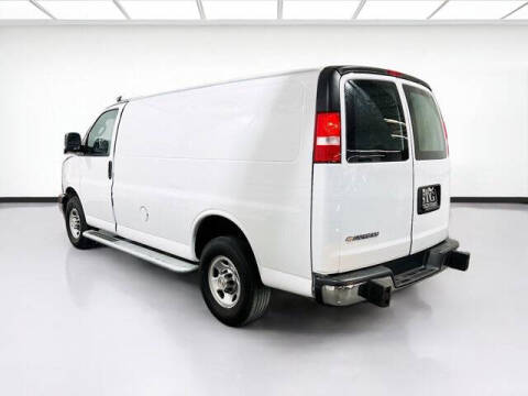2024 Chevrolet Express 2500